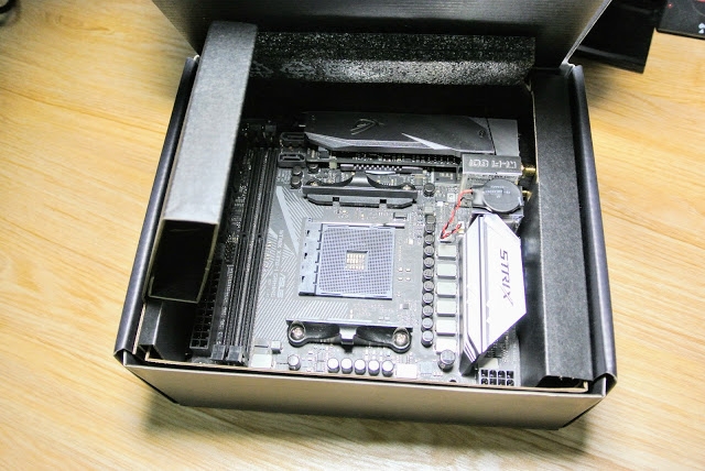 UH - RYZEN的ITX主機板 ASUS ROG STRIX -I 輕開箱
