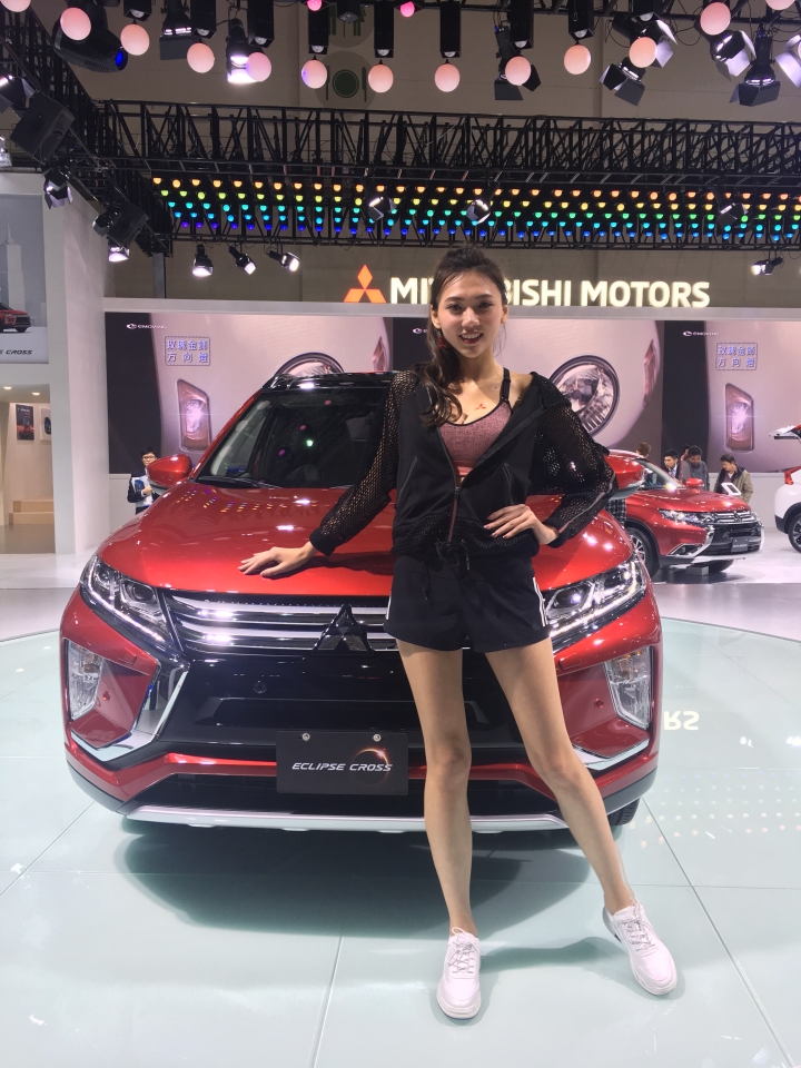2018 車展照分享,圖多、但是車頭燈不多 (hyundai與其他品牌都有)