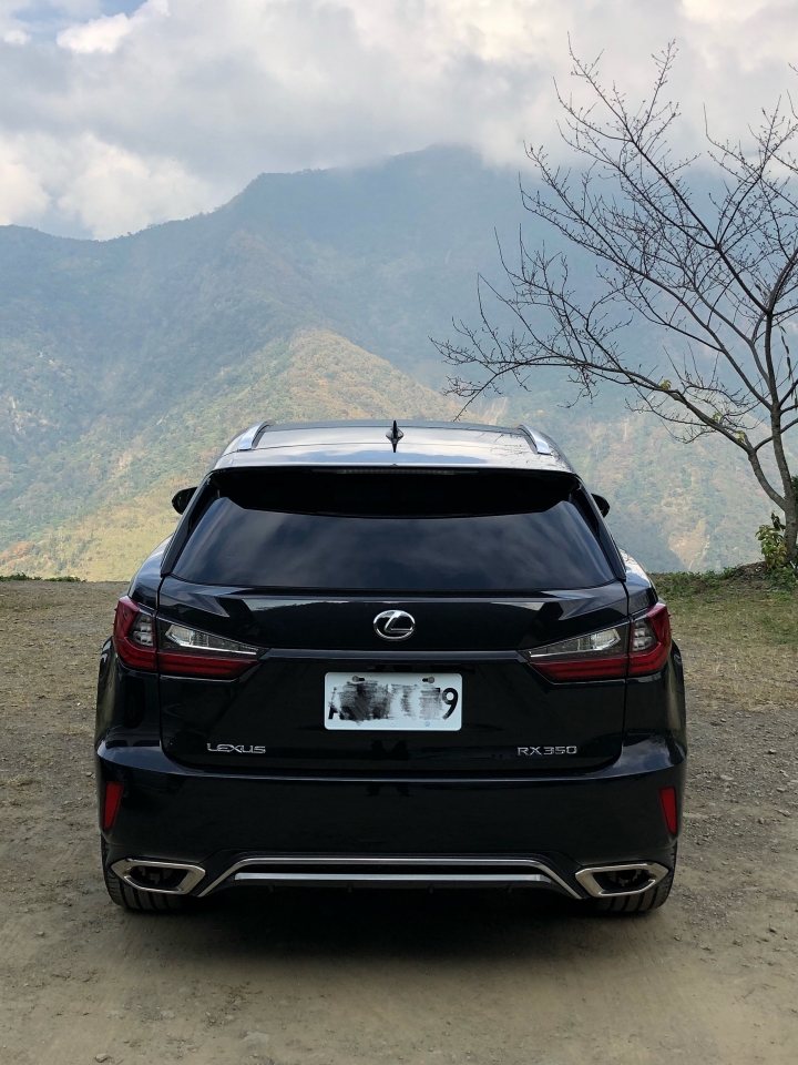 RX F SPORT 開箱