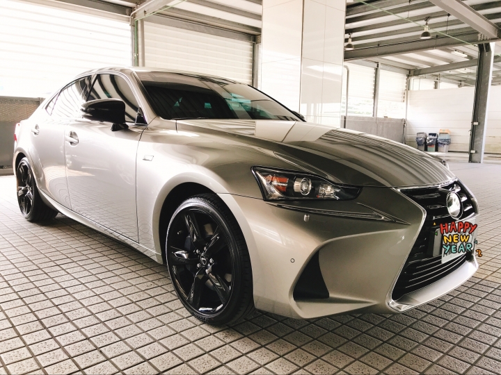 LEXUS IS 300 Platinum Black鉑黑特仕車 極光鈦微開箱