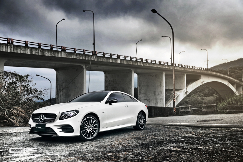 --美型傳承-- 賓士 New E Coupe 400 Edition 1 限時優雅現身 分享