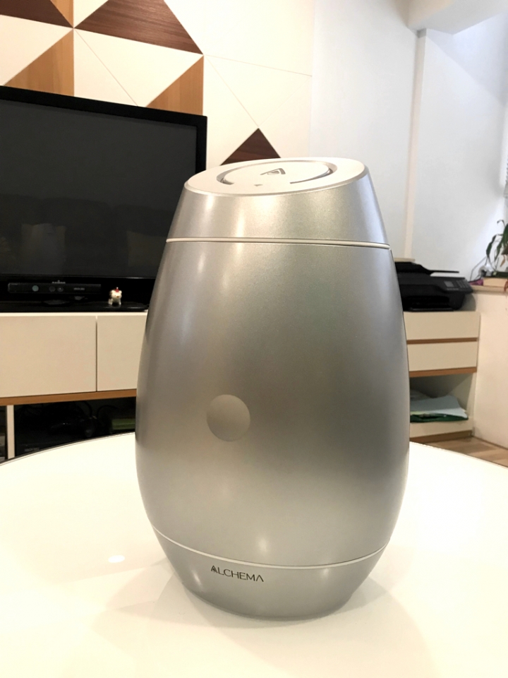 「開箱」Alchema 智慧自助釀酒器 :P