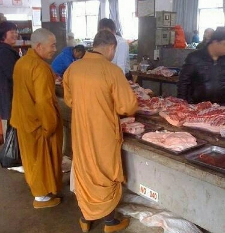 逢中必反~PTT鄉民嫌過農曆年不淪不類真是有夠廢