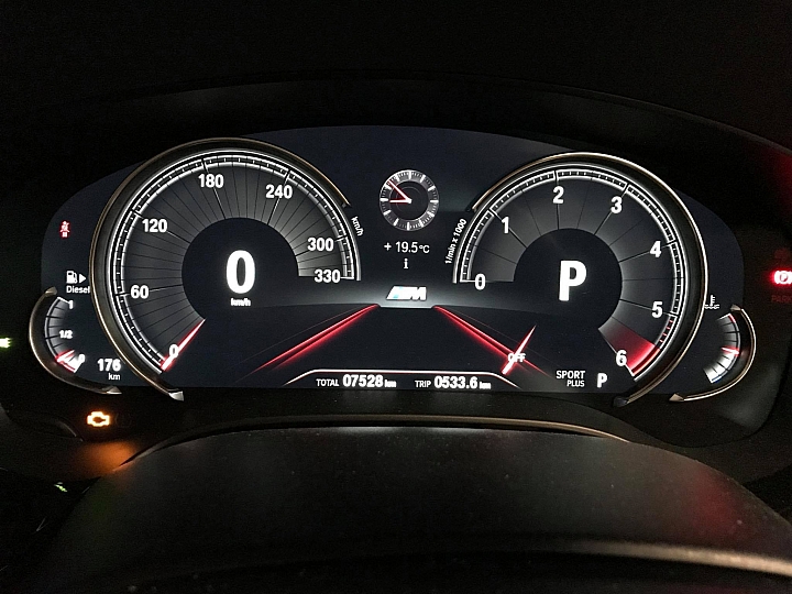 2017 G31 M-sport 簡單開箱(含輕改裝紀錄)