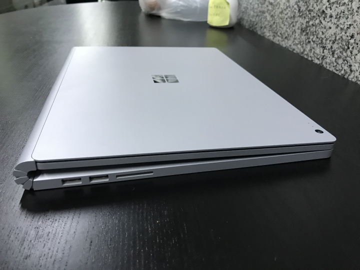 Surface Book 2 13.5吋 開箱(更新Mixed Reality使用心得)