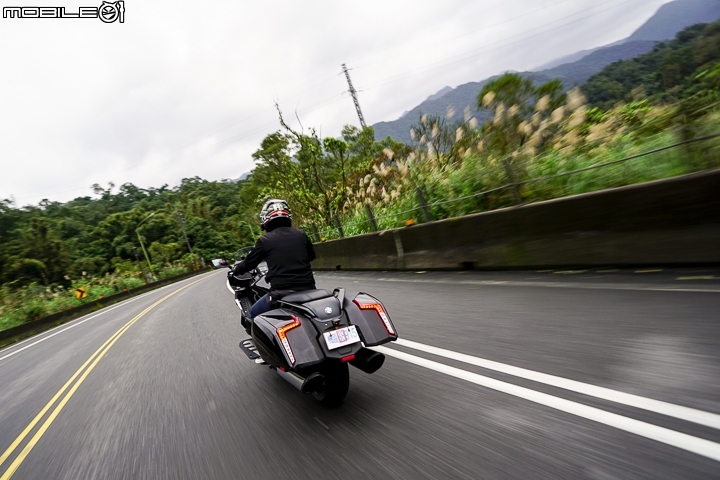 德系帶箱巡航者 BMW Motorrad K 1600 B試駕