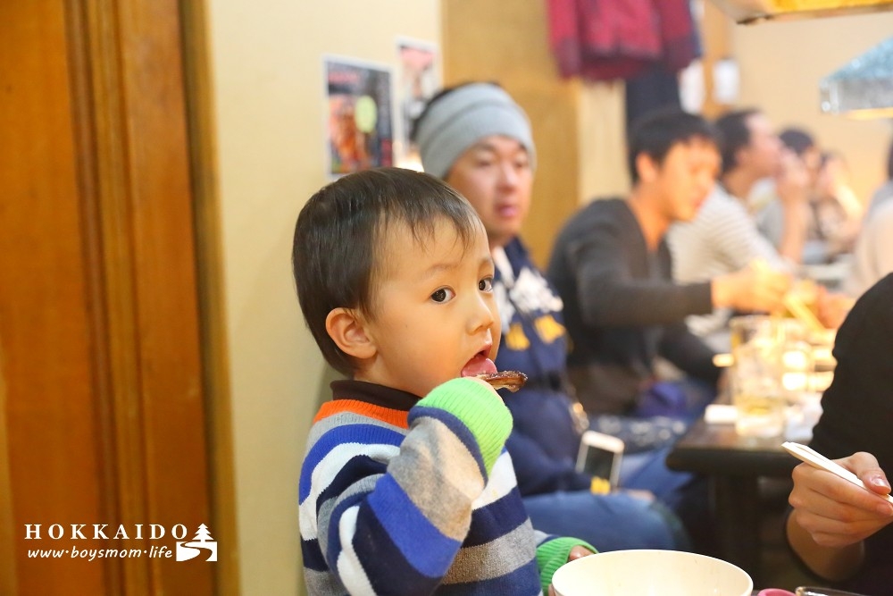 【旭川美食】成吉思汗烤肉名店大黑屋|充滿北國豪邁風格的極品羊肉燒烤店