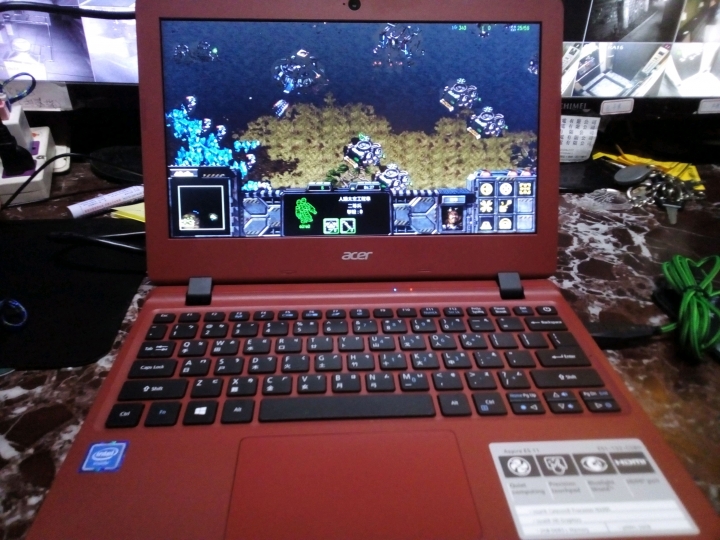 Acer ES1-132 C5BH 血紅色開箱分享