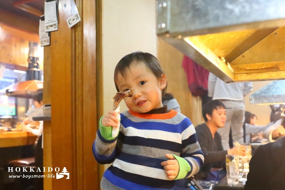 【旭川美食】成吉思汗烤肉名店大黑屋|充滿北國豪邁風格的極品羊肉燒烤店