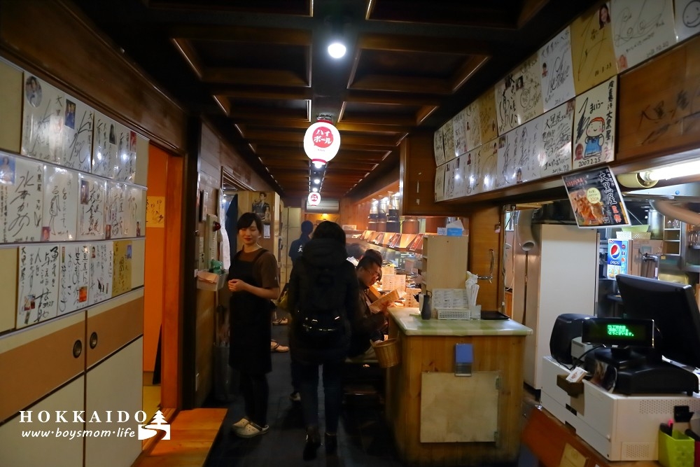 【旭川美食】成吉思汗烤肉名店大黑屋|充滿北國豪邁風格的極品羊肉燒烤店