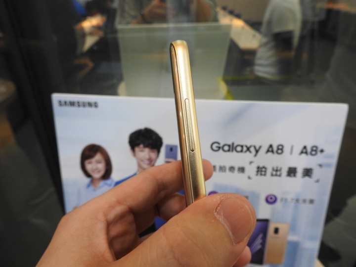 Galaxy A8(2018)美拍奇機,讓你成為進擊的美拍達人