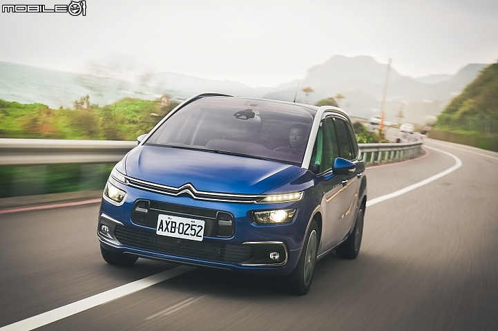 浪漫之餘 細節再升級！小改款Citroen Grand C4 Picasso試駕