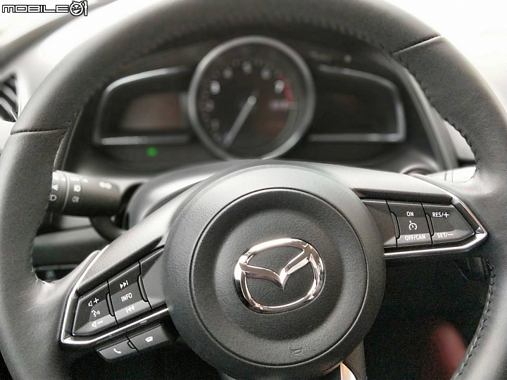 15年火鍋日子換了一台Mazda Cx-3
