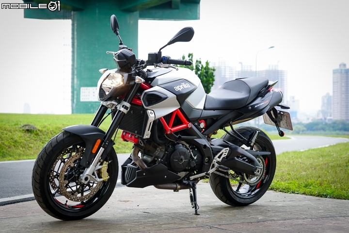 義血敏捷V缸街跑 aprilia SHIVER 900 試駕