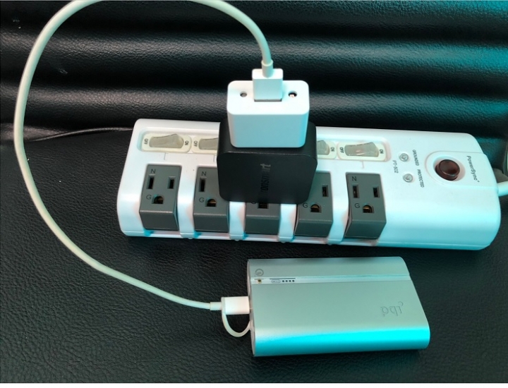 小米QC 3.0 & PQI QC 2.0行動電源 充電測試分享 (加 補充說明)