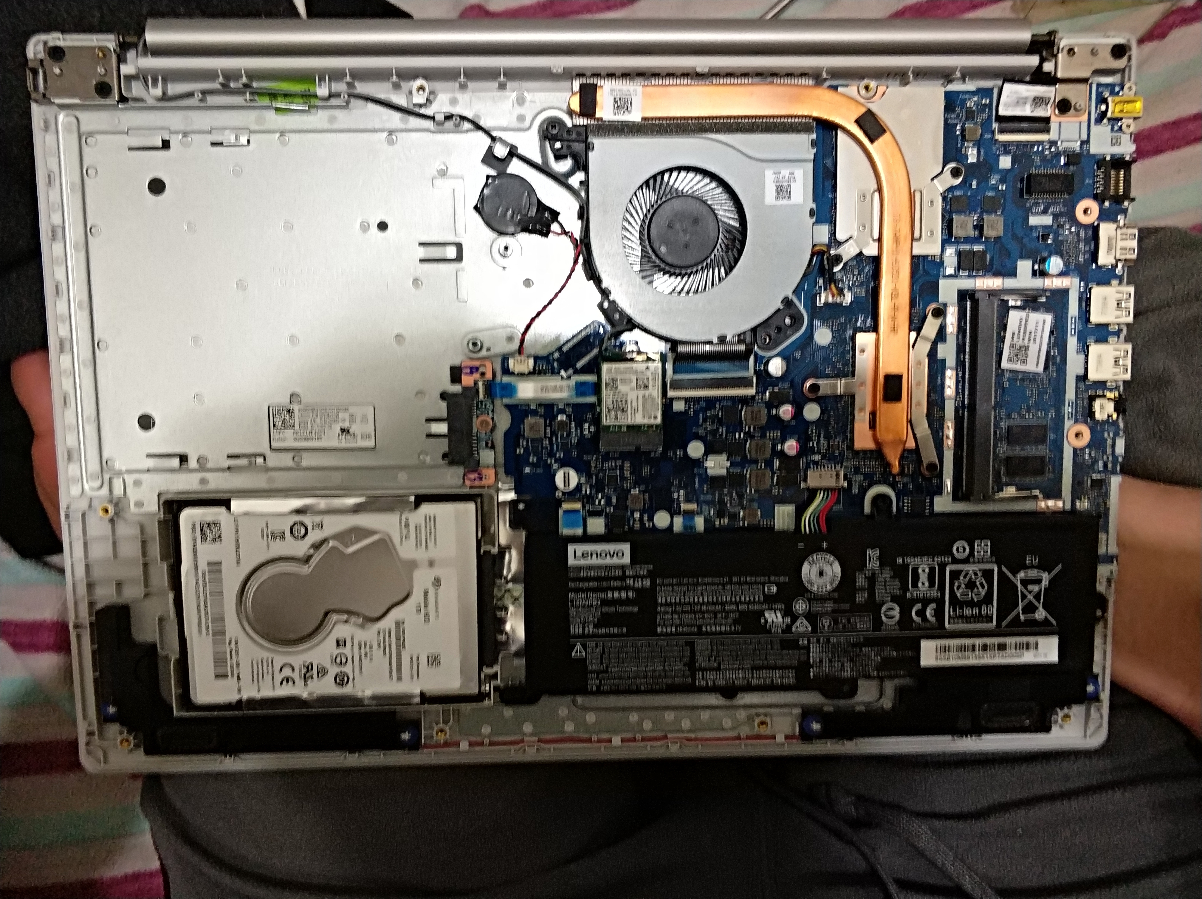 【小宅開箱】【閒聊】lenovo IdeaPad 320 高CP值得"第八代"處理器 筆電