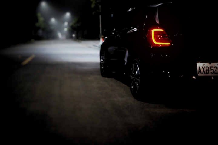 Suzuki All New SWIFT 1.0【身.輕.如.燕】不專業開箱(心得分享)
