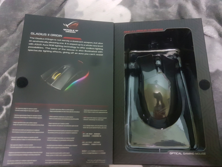 第一顆千元滑鼠 :ROG Gladius II Origin開箱記