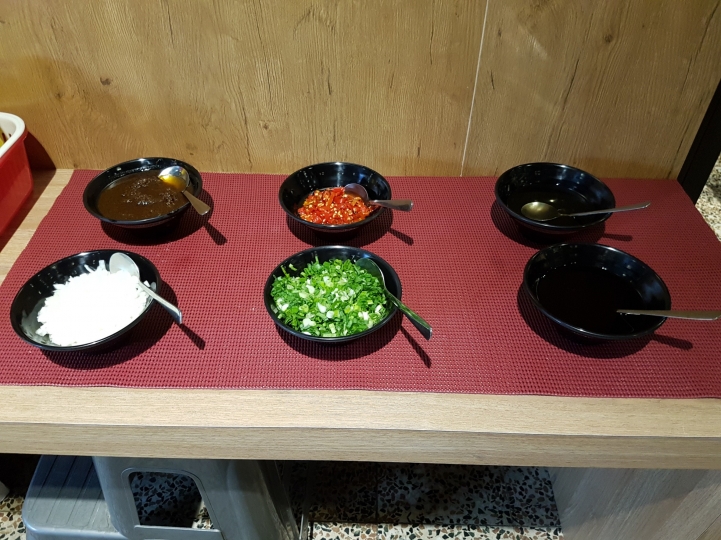 【台南火鍋】五行鍋物臨安店 || 北區火鍋新店報到 || 試賣期間肉品免費送 || 五款獨家湯頭 || 真材實料大滿足