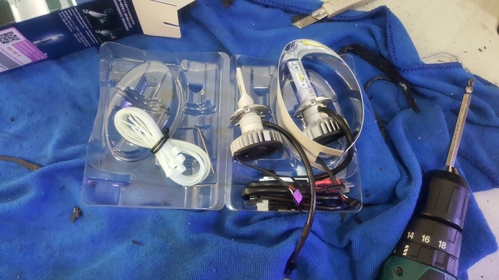 PHILIPS X-treme Ultinon LED(H7)安裝&使用心得分享