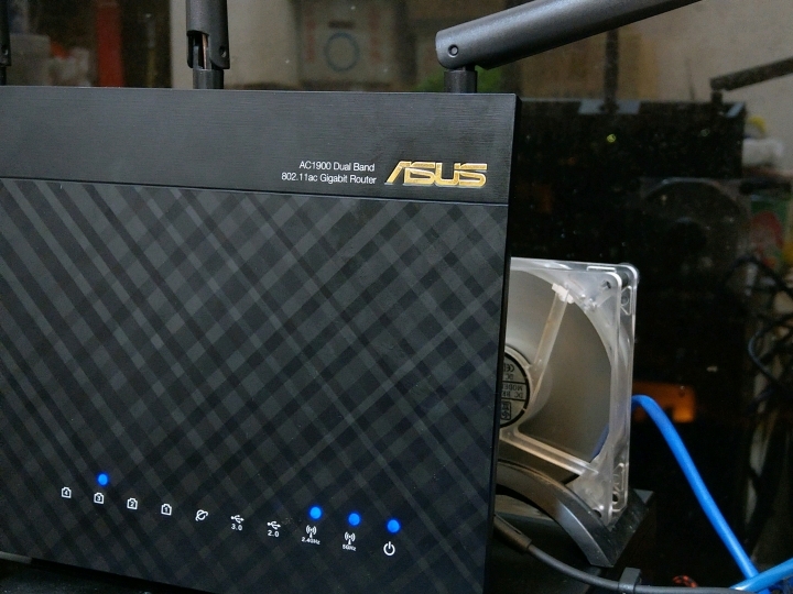 AC68U 風扇與救磚