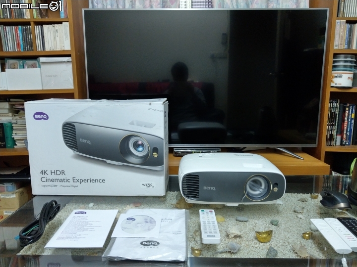 【試用分享】有感升級,4K視界的圓夢之路,入門卻不簡單的BenQ W1700 真4K投影機。