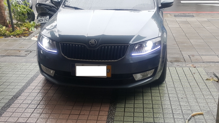 PHILIPS X-treme Ultinon LED(H7)安裝&使用心得分享