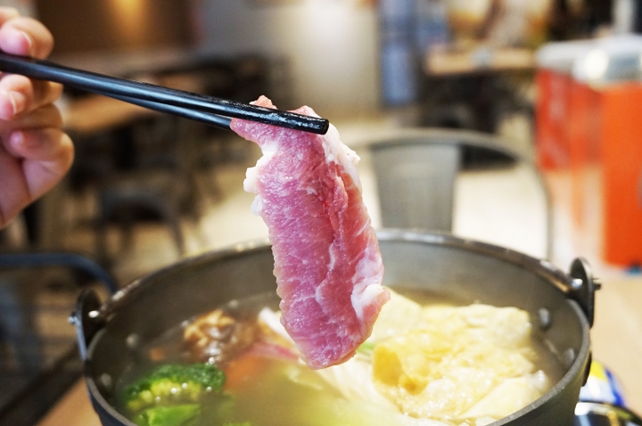 【台南火鍋】五行鍋物臨安店 || 北區火鍋新店報到 || 試賣期間肉品免費送 || 五款獨家湯頭 || 真材實料大滿足