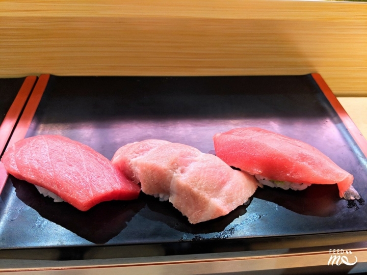 【日本在地美食|淺草】肥美黑鮪魚專門!下町人情味滿點的立食壽司。