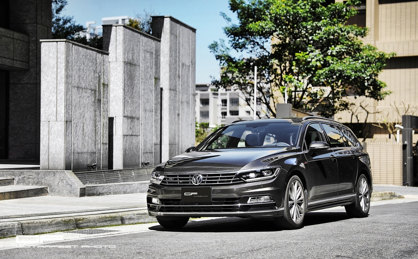 --中堅雙雄-- VW Passat Variant 380 TSI R-Line Performance & Sedan 330 TSI 連袂登場分享
