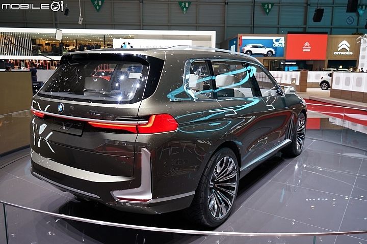 【日內瓦車展】德意志七人SUV巨獸，BMW X7 iPerformance Concept直擊