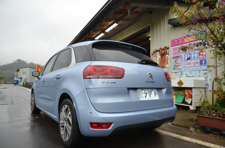 山姑的新歡-Citroen C4 Picasso