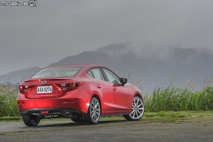 新年式Mazda 3四門旗艦版 主動式巡航終於上身