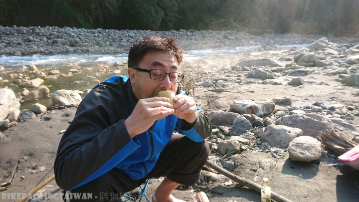 『BikepackingTaiwan 陪你玩台灣』 - 芃芃溪野溪溫泉
