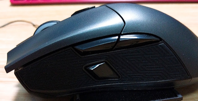 內外兼具,無懈可擊ASUS ROG Gladius II 滑鼠輕開箱~