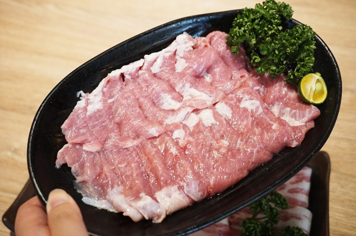 【台南火鍋】五行鍋物臨安店 || 北區火鍋新店報到 || 試賣期間肉品免費送 || 五款獨家湯頭 || 真材實料大滿足