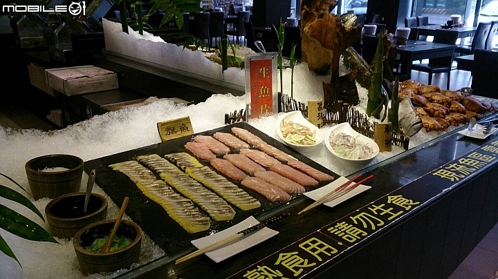 分享千葉火鍋用五折吃飯~~~然後喝到爽!!!