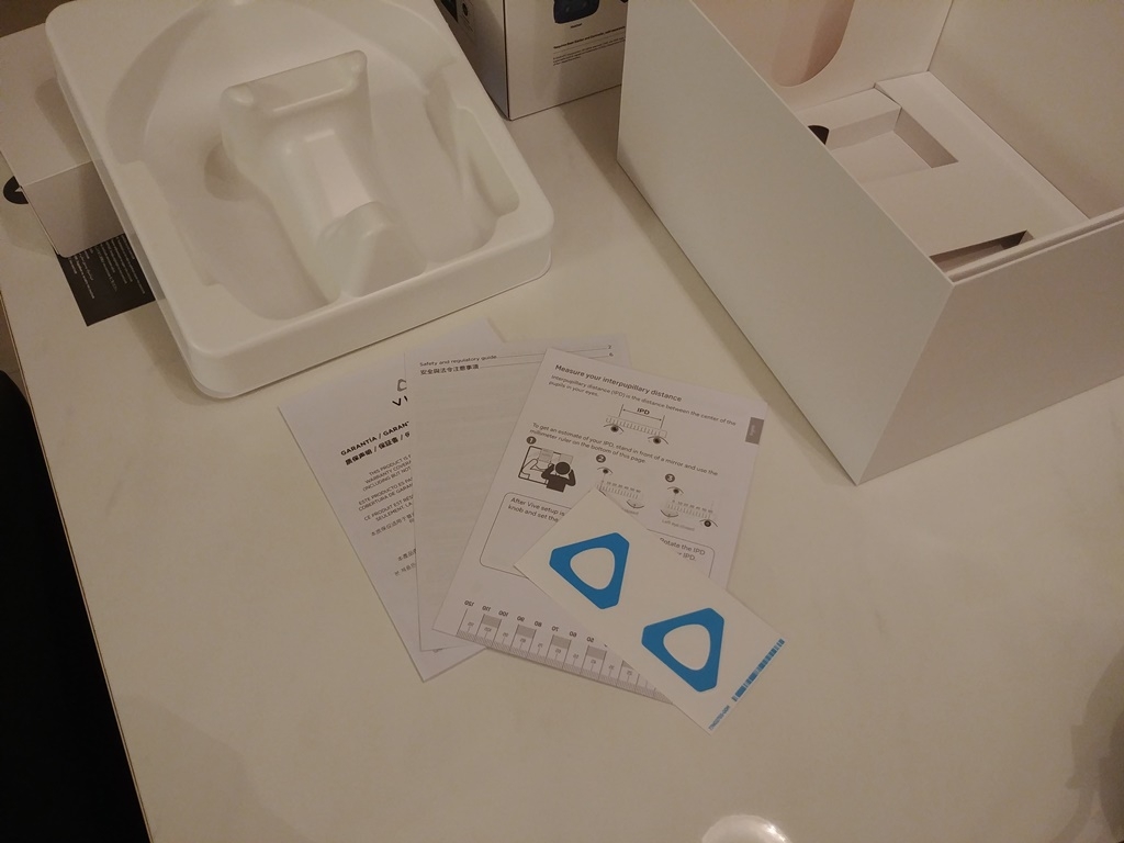 HTC VIVE Pro 開箱&心得
