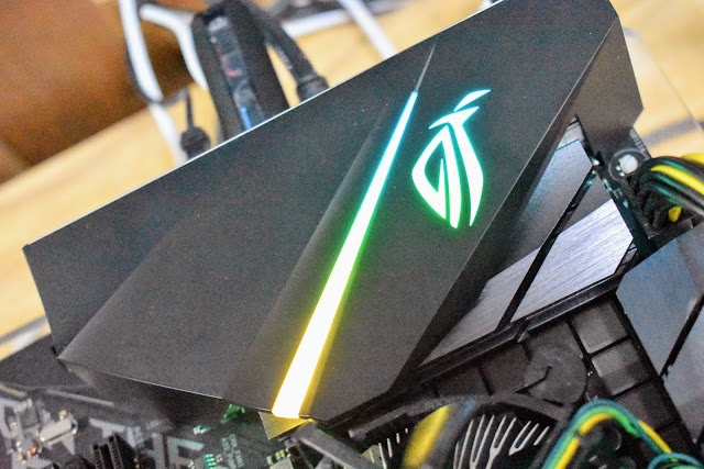 ASUS ROG STRIX B360-F GAMING主機板 輕開箱~