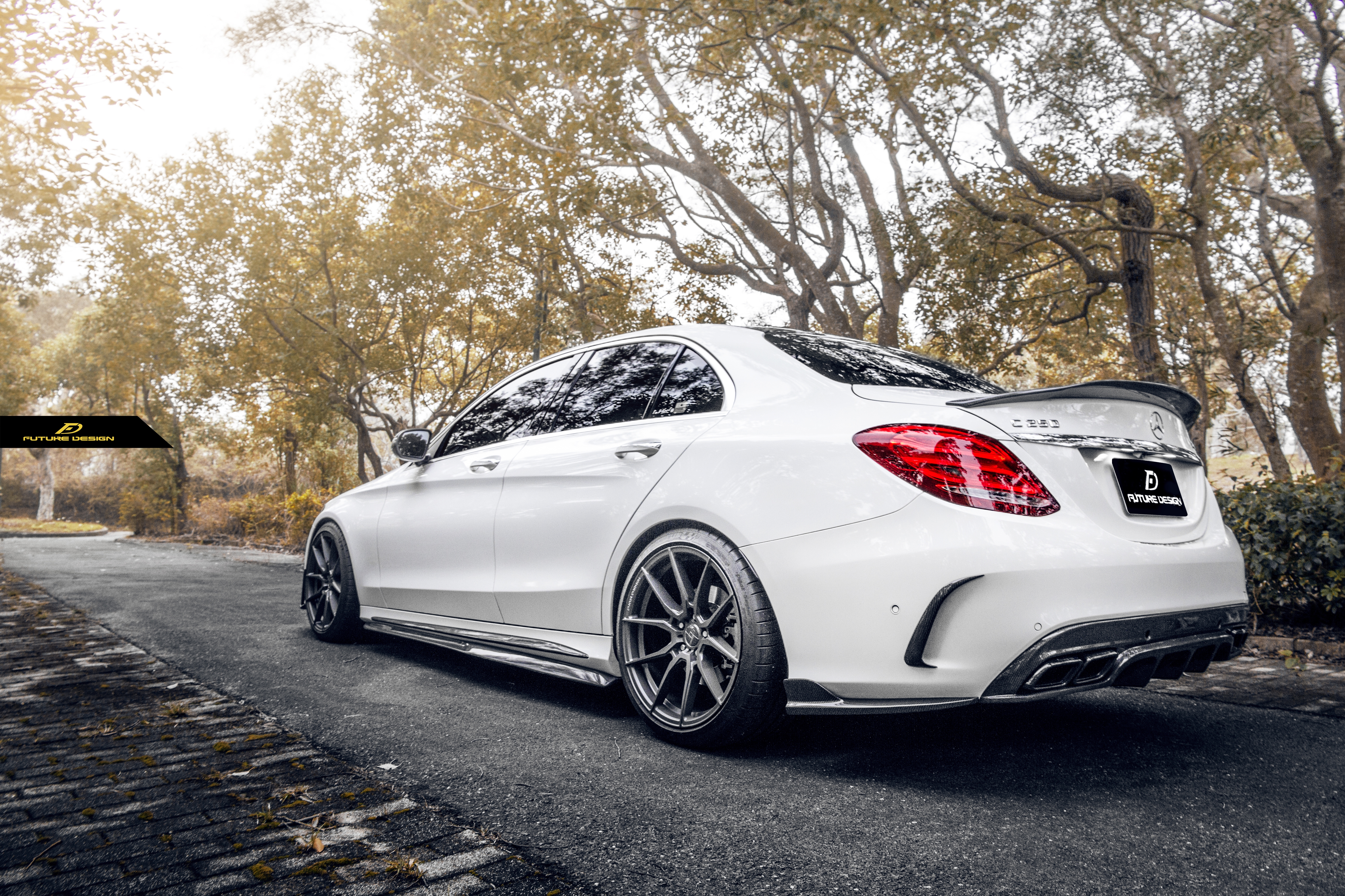 來自V8的咆哮 - Mercedes-AMG W205 C63 Coupe