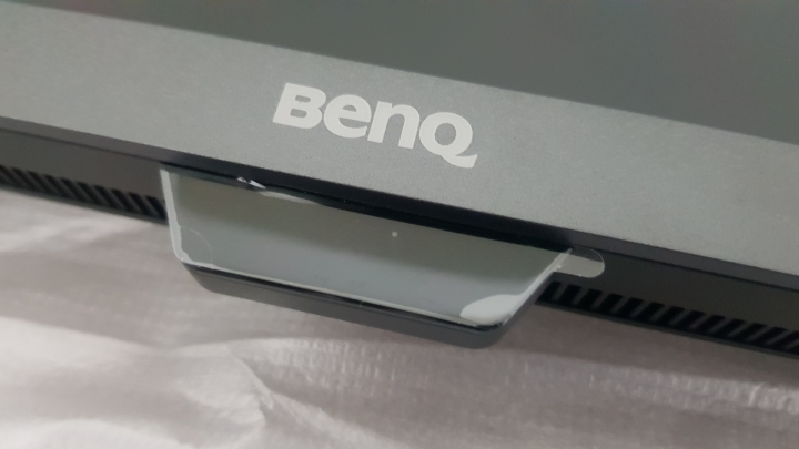 BenQ ew3270u 大電視換小螢幕 保護眼睛衝一台