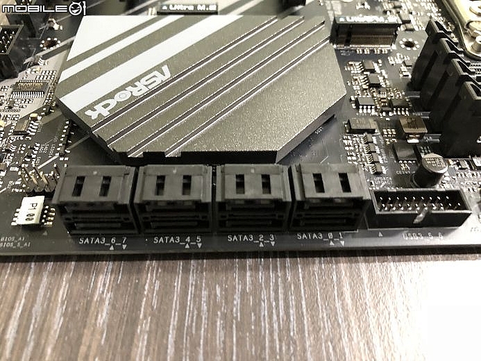 Core i9 7900X 小石頭 X299 EXTREME4 升級簡單開箱