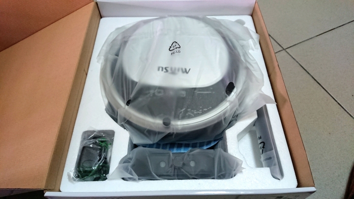 MINSU 智能掃地機器人 不專業開箱