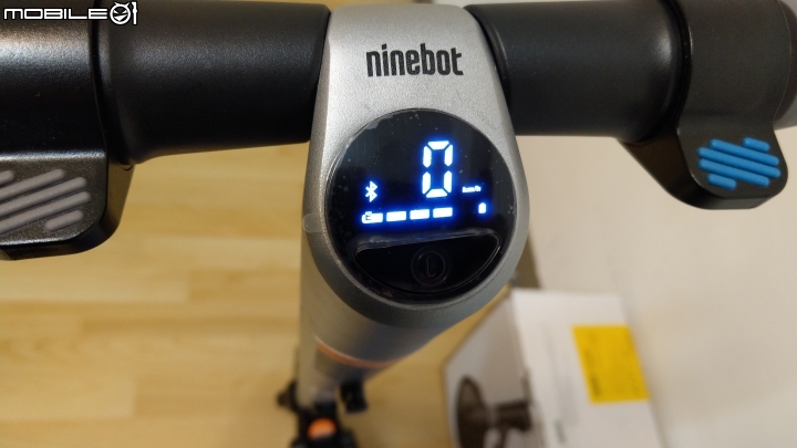 Ninebot Kick Scooter ES2(國際運動版)簡易開箱
