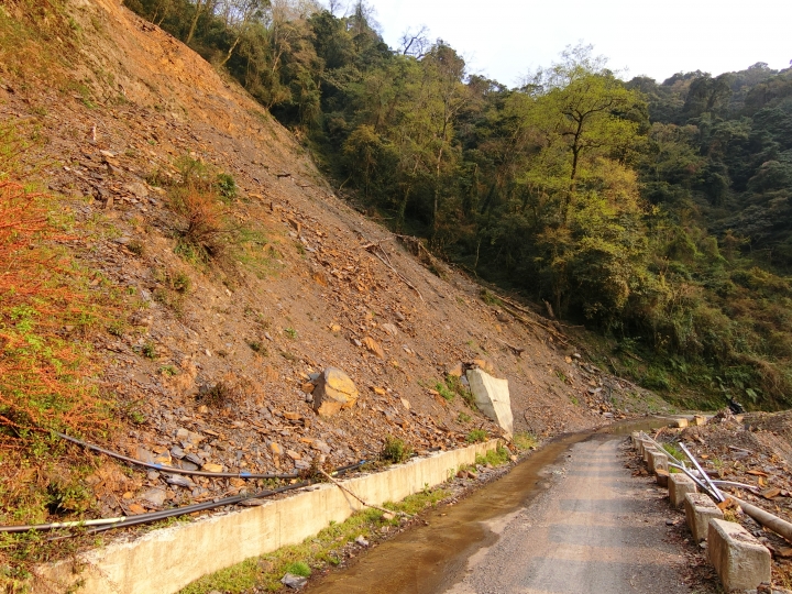 不輸給力行慘道的支線－［佳陽－翠巒產業道路］