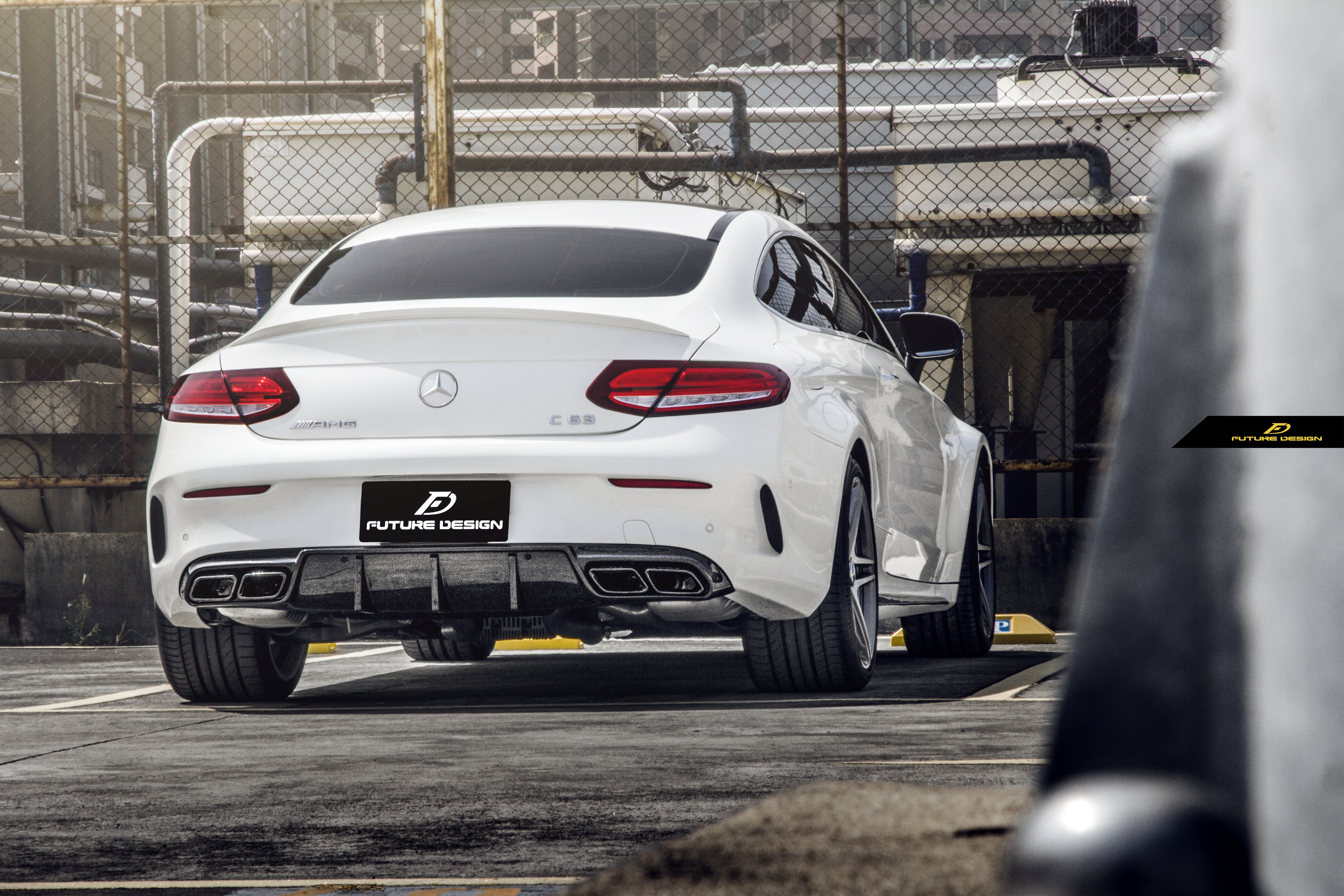 來自V8的咆哮 - Mercedes-AMG W205 C63 Coupe