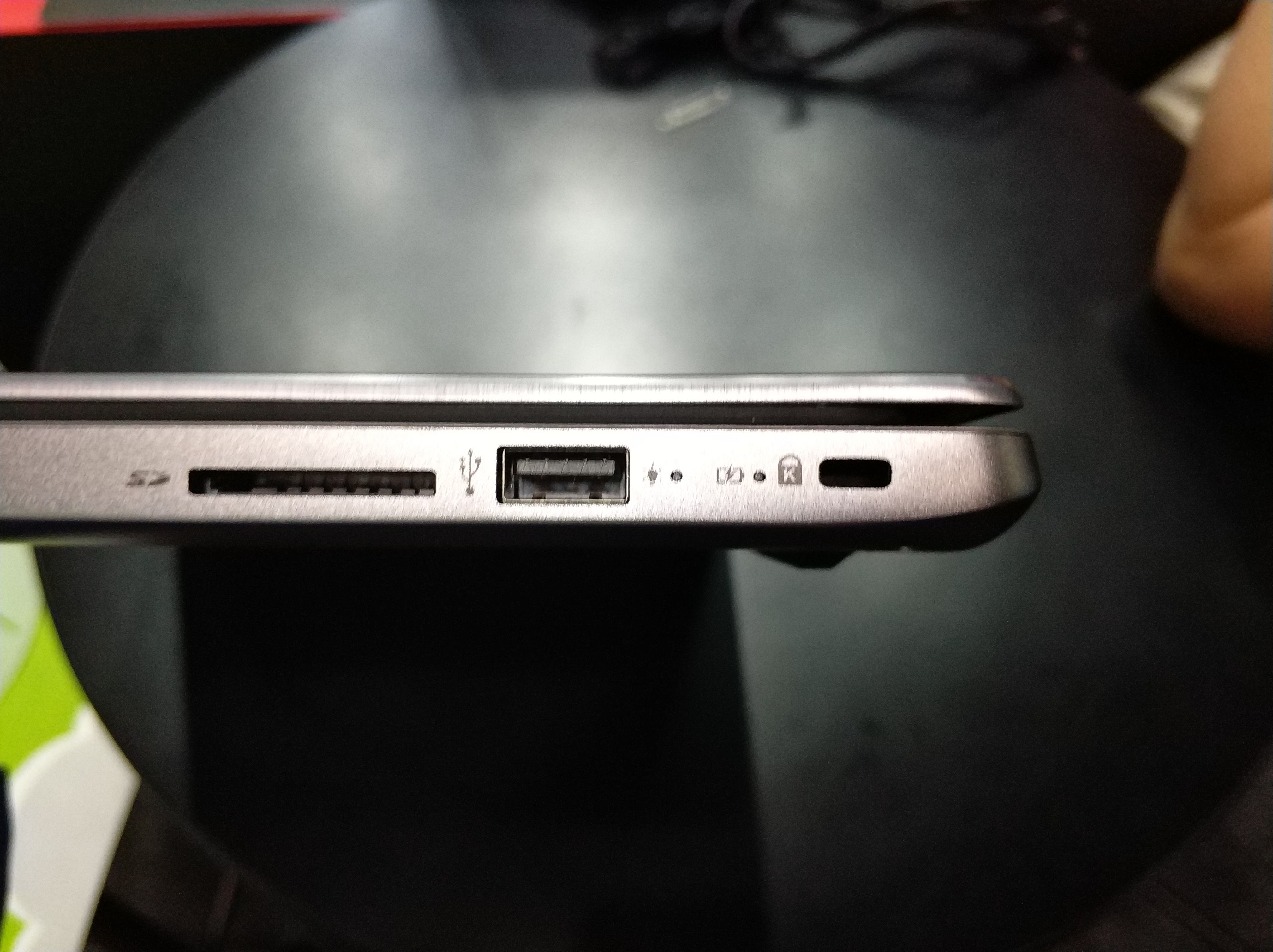 【小宅開箱】【閒聊】ACER SF315-41G -AMD的逆襲?!扭轉時代的來臨 AMD東山再起