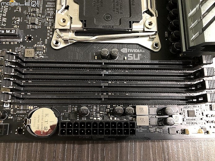 Core i9 7900X 小石頭 X299 EXTREME4 升級簡單開箱