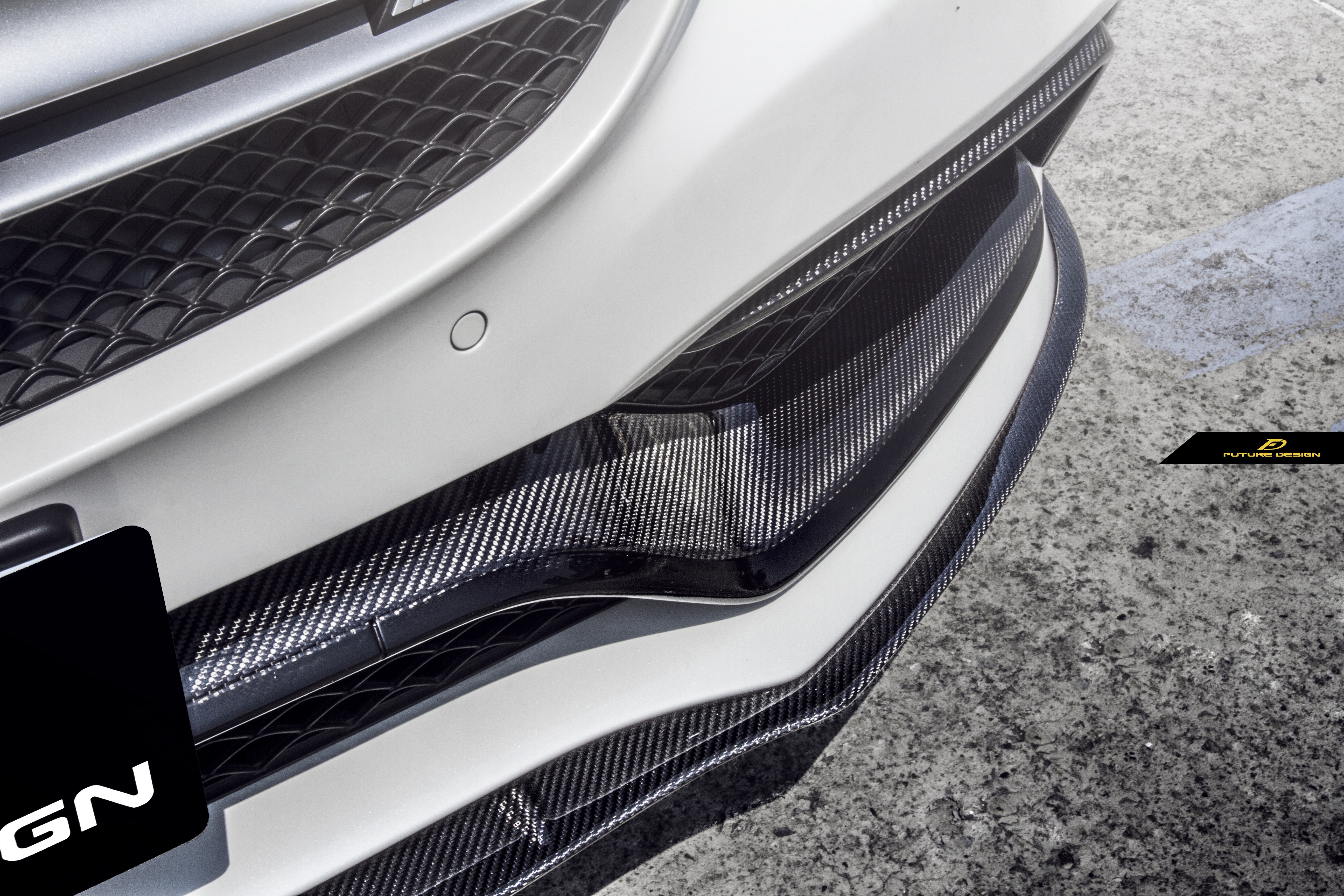 來自V8的咆哮 - Mercedes-AMG W205 C63 Coupe