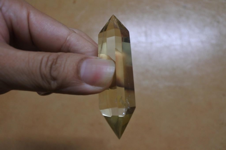 各類水晶與隕石等逸品,陸續更新中,歡迎貼圖和心得交流